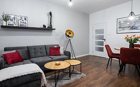 Loftowy apartament na Łazarzu